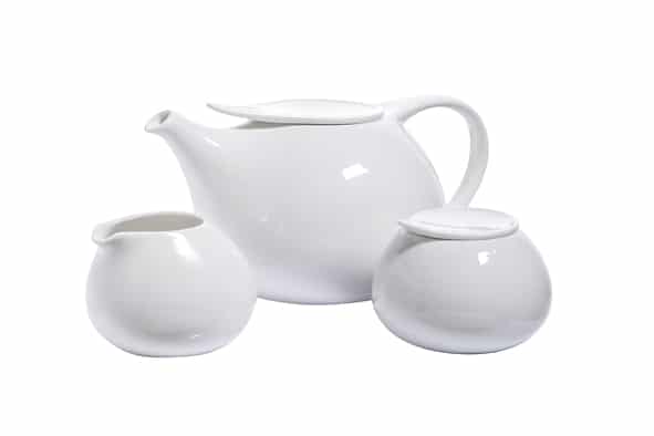 service à thé en porcelaine blanche